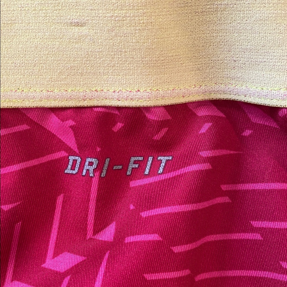 Nike Pro Fuchsia and yellow girls shorts  size medium good condition - Picture 13 of 16